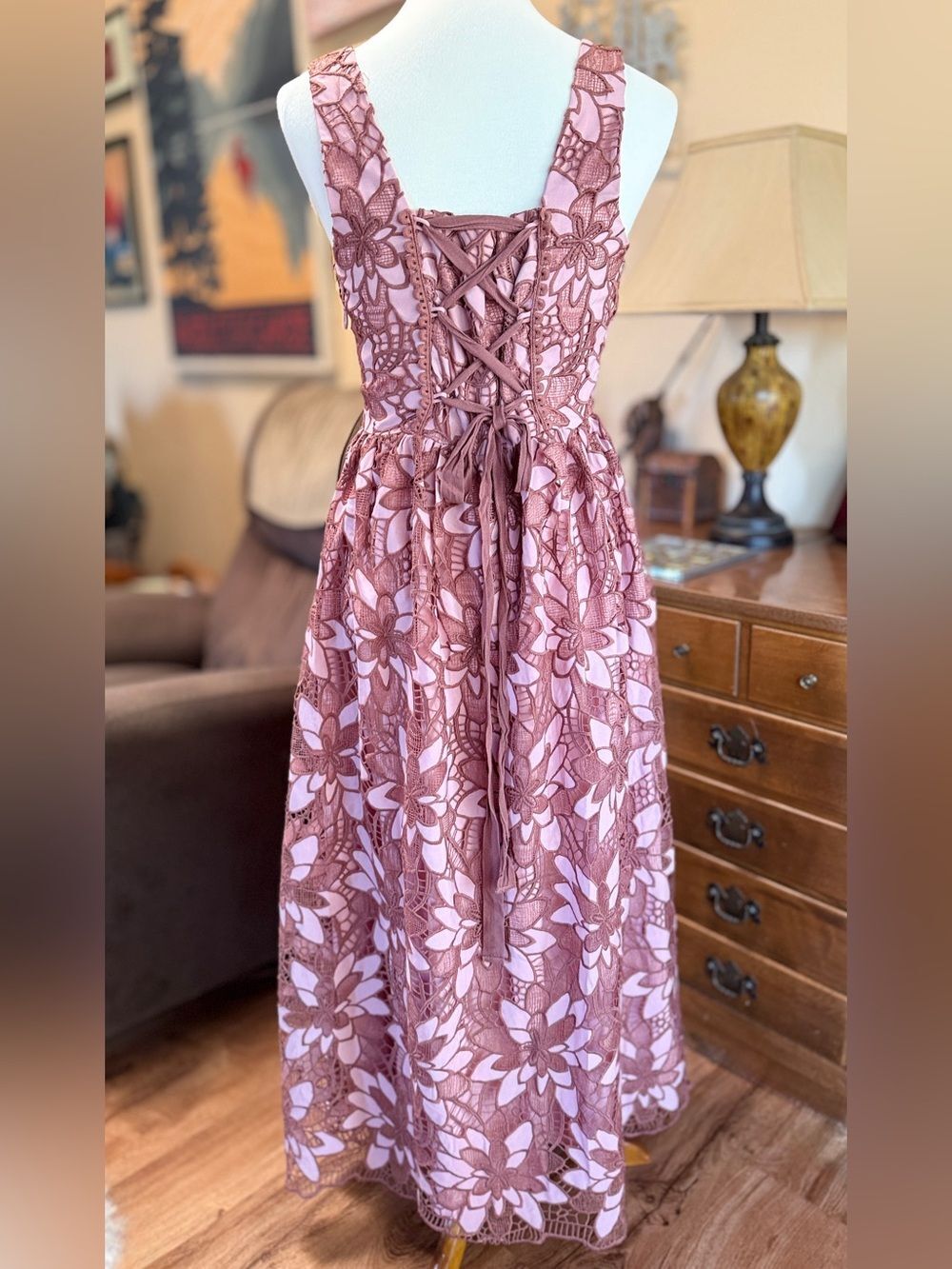 NEW New York & Company Dusty Rose Floral Lace Midi Dress sz SM - Picture 5 of 10